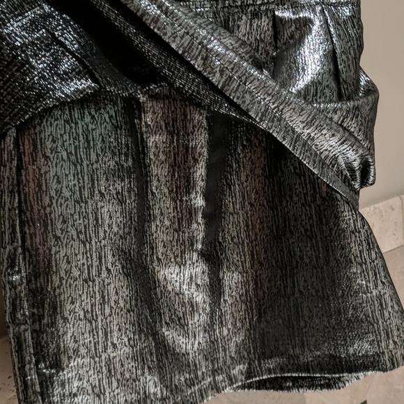 Silver shimmer metallic skirt - Picture 5 of 6